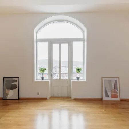 Apartment Penthouse - Best Balcony In The City